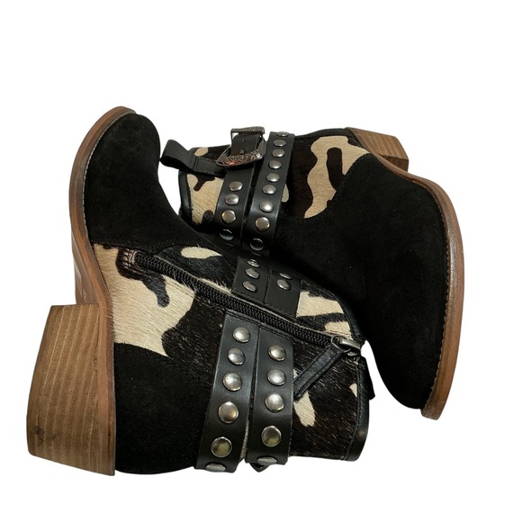 Shyanne Women's 6.5 Bess Cow Print Western Ankle Boots Suede Cowgirl‎ Rodeo - Picture 4 of 11